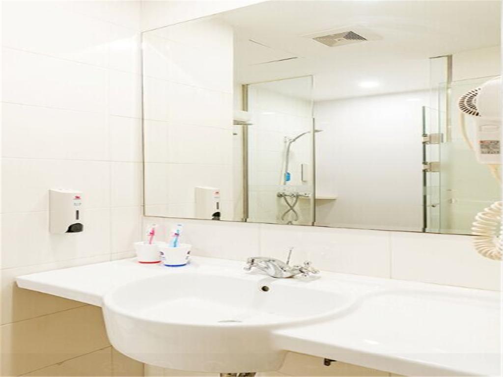 Hanting Hotel Guangzhou Gangding East Branch Екстер'єр фото